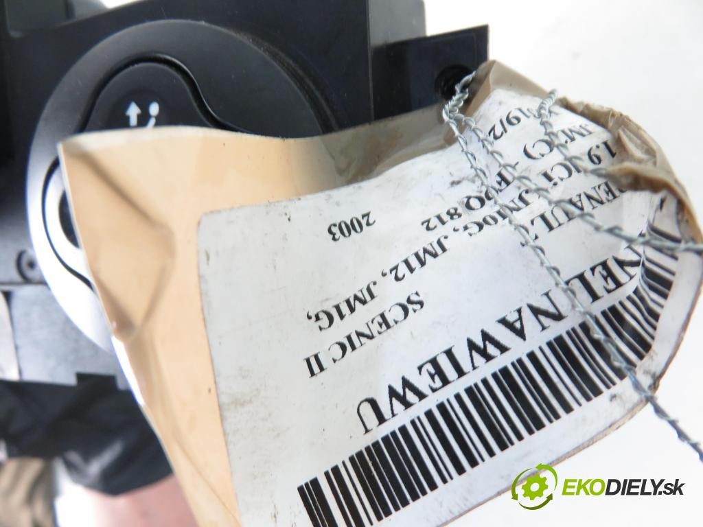 RENAULT SCENIC II (JM0/1_) MINIVAN 2003 88,00 1.9 dCi 120 - F9Q 812 1870,00 Panel kúrenia KLIMATRONIK 8200265572