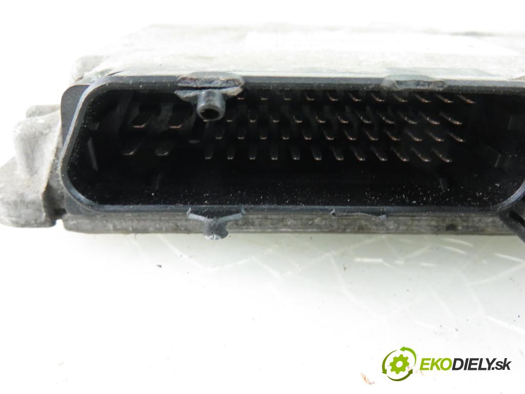 AUDI A3 (8L1) HB 1996 1896,00 Sterowniki silnika 1896,00 Riadiaca jednotka Motor 0281001409;038906018A