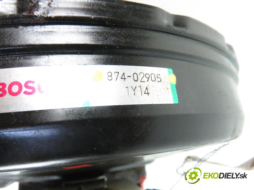TOYOTA YARIS VERSO (_P2_) MINIVAN 2002 1364,00 Serwa hamulca 1364,00 Posilovač 87402905 (Servočerpadlá, pumpy riadenia)