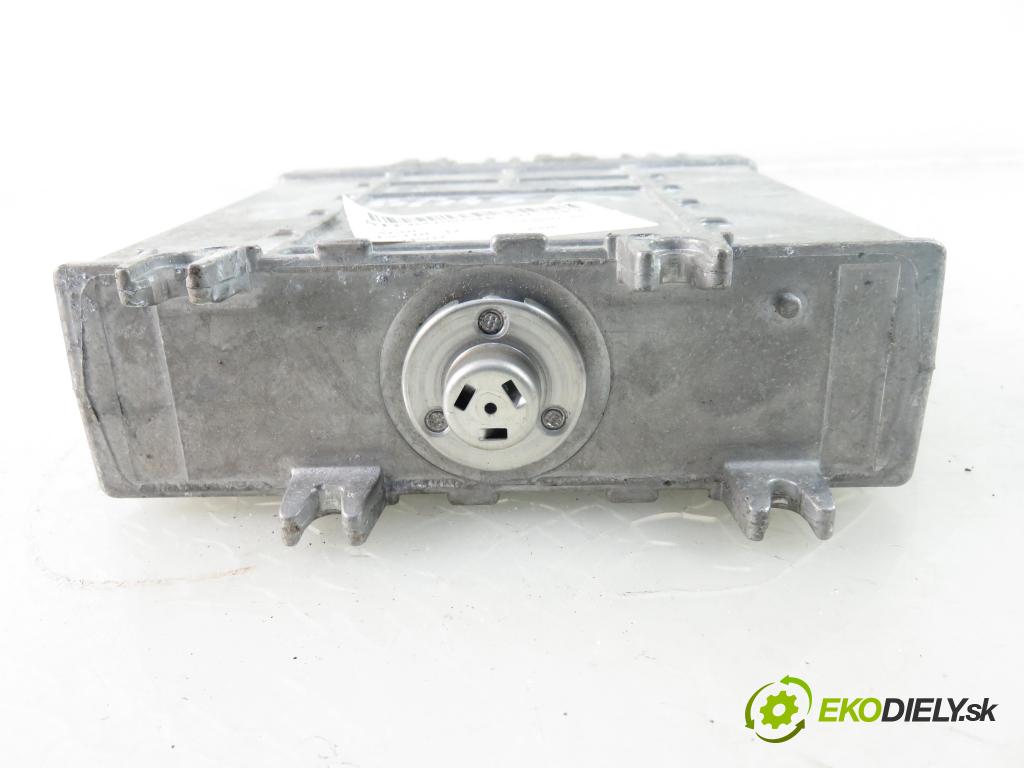 AUDI A4 (8D2, B5) SEDAN 1996 1896,00 Sterowniki silnika 1896,00 Riadiaca jednotka Motor 028906021BD;0281001438;0281001439