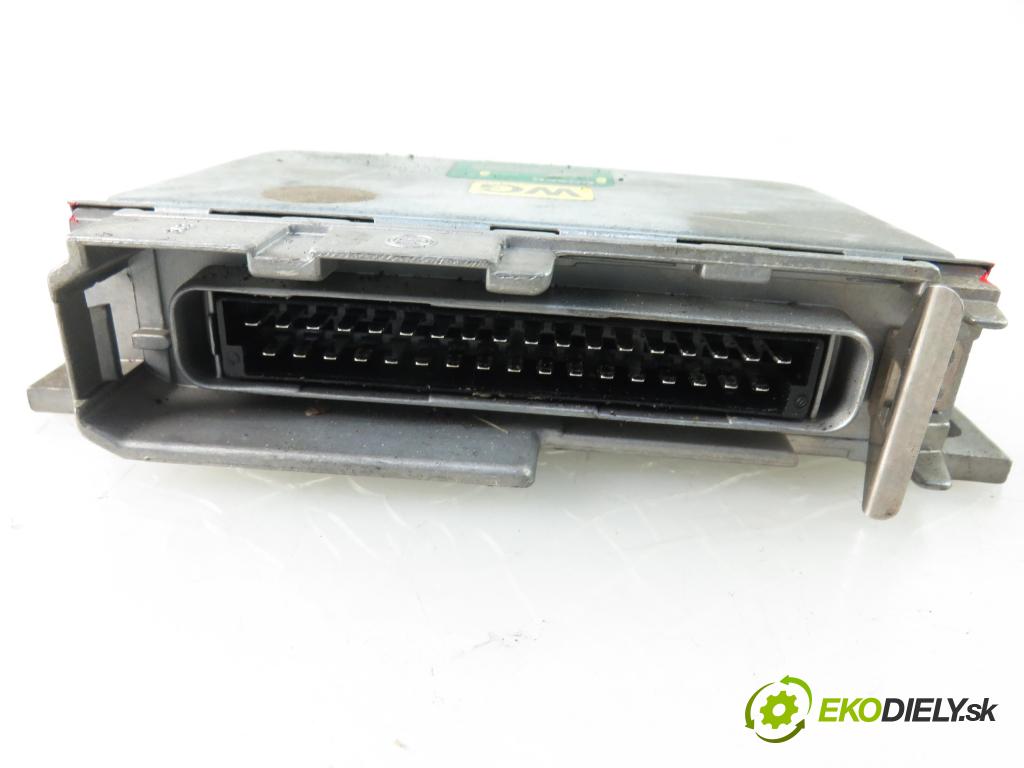 OPEL OMEGA A (16_, 17_, 19_) SEDAN 1994 85,00 2.0 i 115 - C 20 NE 1998,00 řídící jednotka motora 0265103034