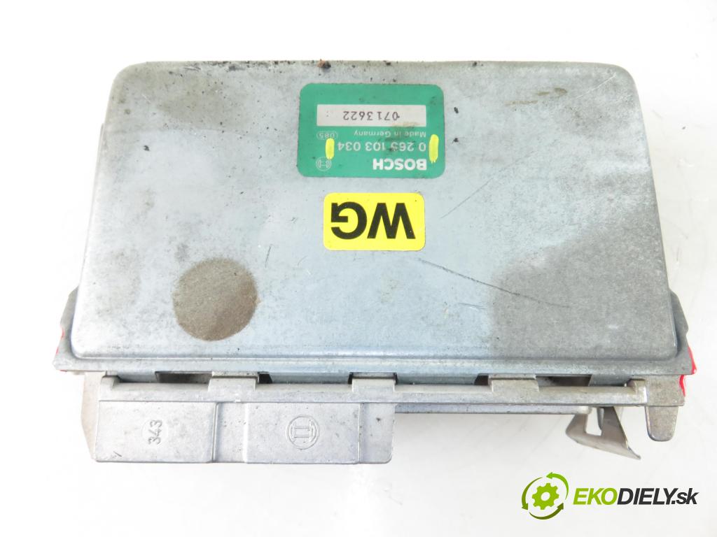 OPEL OMEGA A (16_, 17_, 19_) SEDAN 1994 85,00 2.0 i 115 - C 20 NE 1998,00 řídící jednotka motora 0265103034