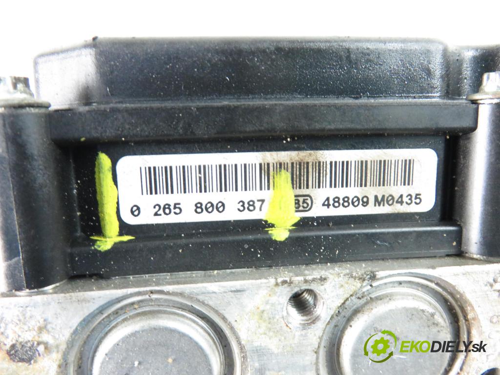 RENAULT SCENIC II (JM0/1_) MINIVAN 2004 1870,00 Sterowniki ABS 1870,00 pumpa ABS 0265231474;8200344006;0265800387 (Pumpy brzdové)