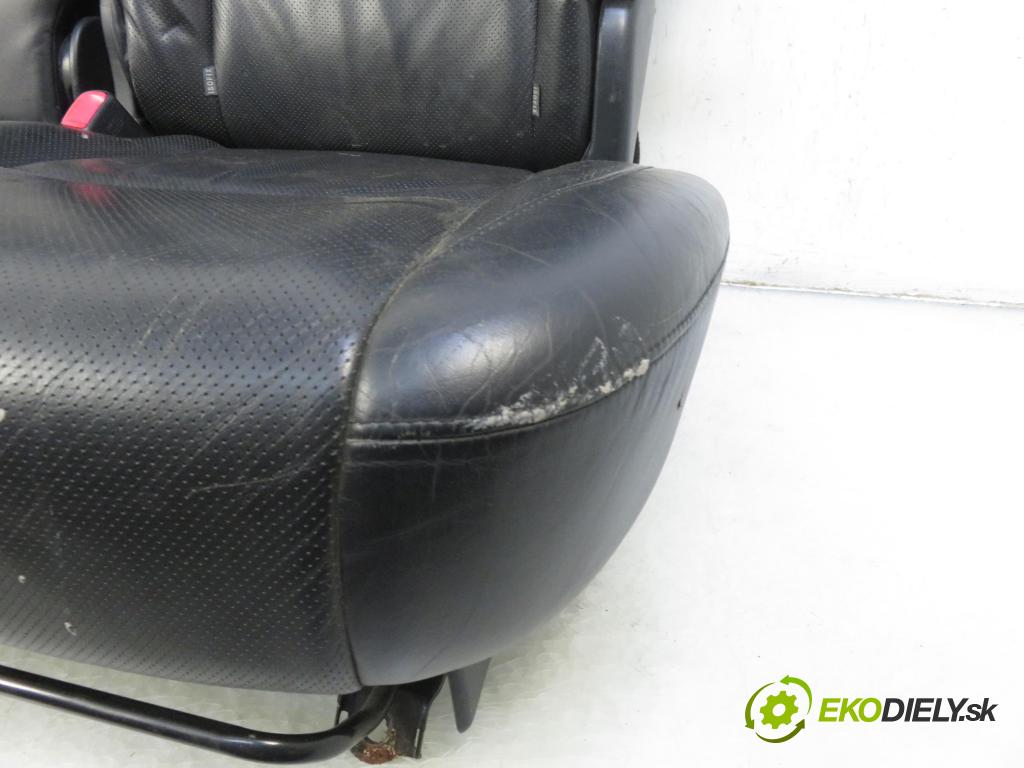LEXUS RX (_U3_) SUV 2005 2995,00 Fotele, kanapy 2995,00 Sedadlá, sedačky
