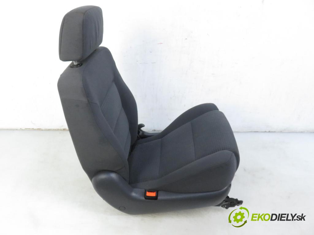 FORD GALAXY (WGR) MINIVAN 2001 1896,00 Fotele, kanapy 1896,00 Sedadlo 2 RIADOK: ľavy