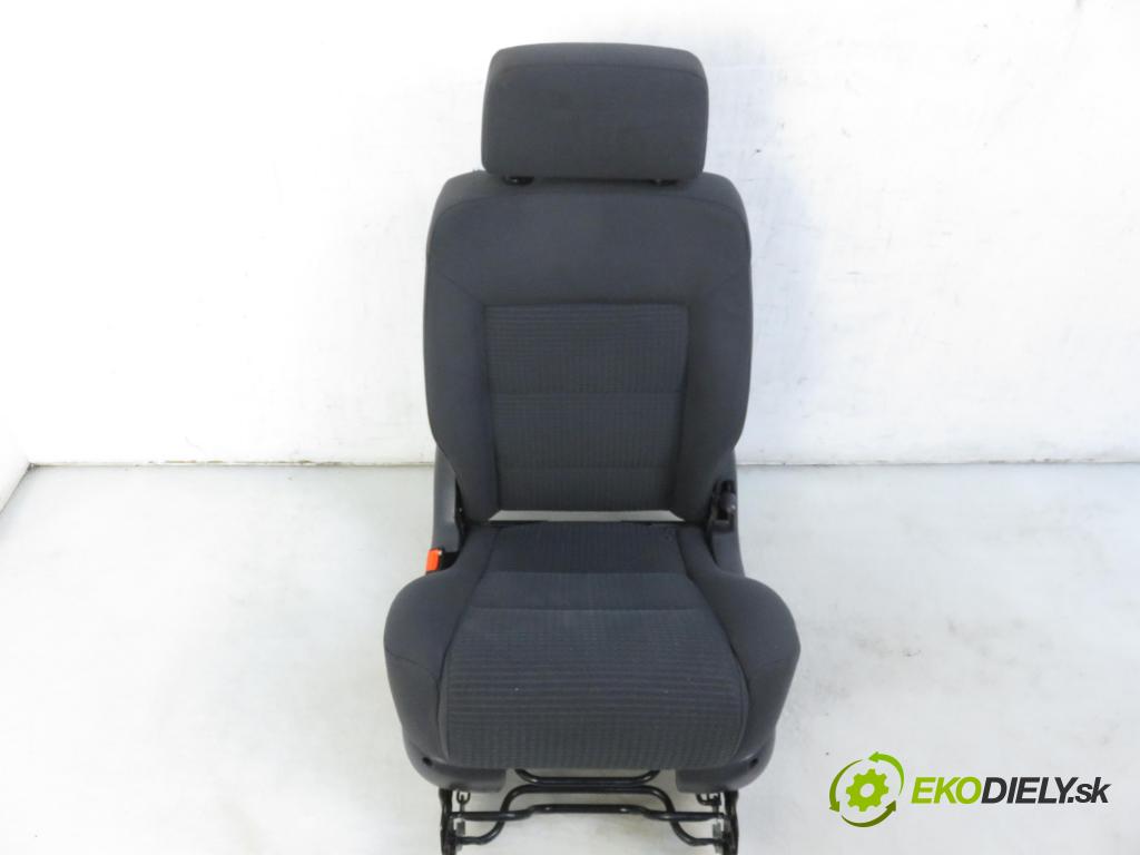 FORD GALAXY (WGR) MINIVAN 2001 1896,00 Fotele, kanapy 1896,00 Sedadlo 2 RIADOK: ľavy