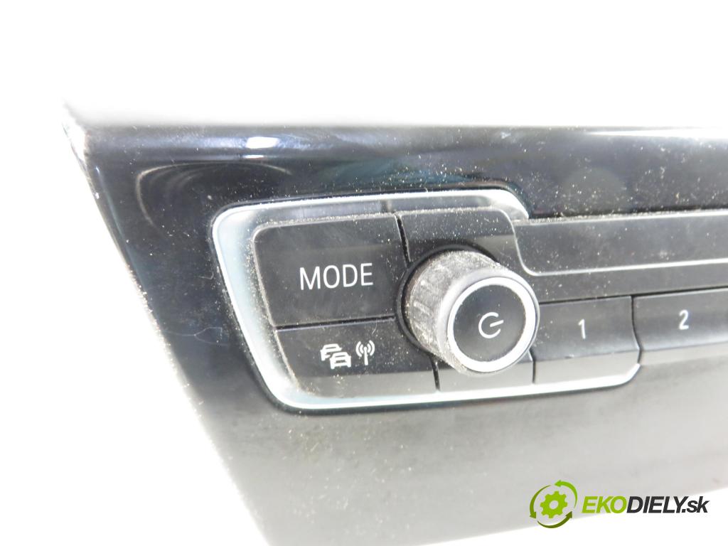 BMW 2 Active Tourer (F45) MINIVAN 2015 1995,00 Panele sterowania, przełączniki 1995,00 palubná doska 9371457