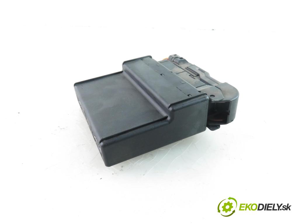 SAAB 9-3 (YS3D) LIFTBACK 2002 2171,00 Moduły komfortu 2171,00 MODUL komfortu 5263116