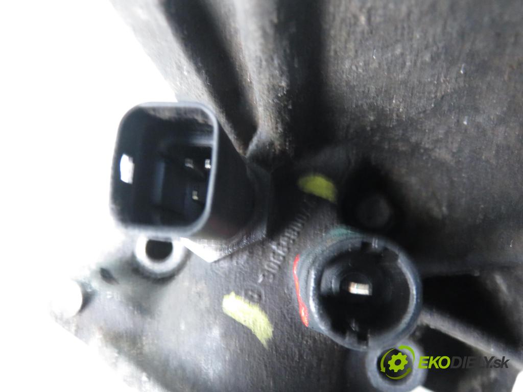 RENAULT KANGOO (KC0/1_) KOMBIVAN 1998 1390,00 Obudowy termostatów 1390,00 obal termostatu 770086906G (Termostaty)