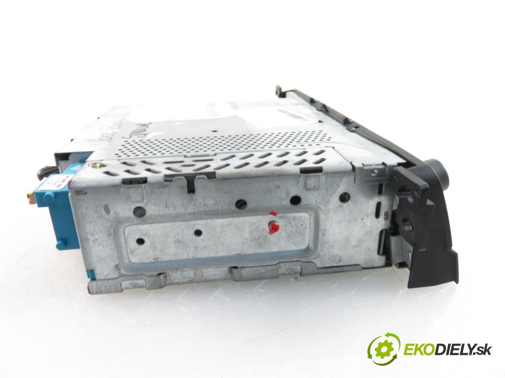 BMW 3 (E46) SEDAN 1999 87,00 318 i 118 - M43 B19 (194E1) 1895,00 RADIO Modul 8383147