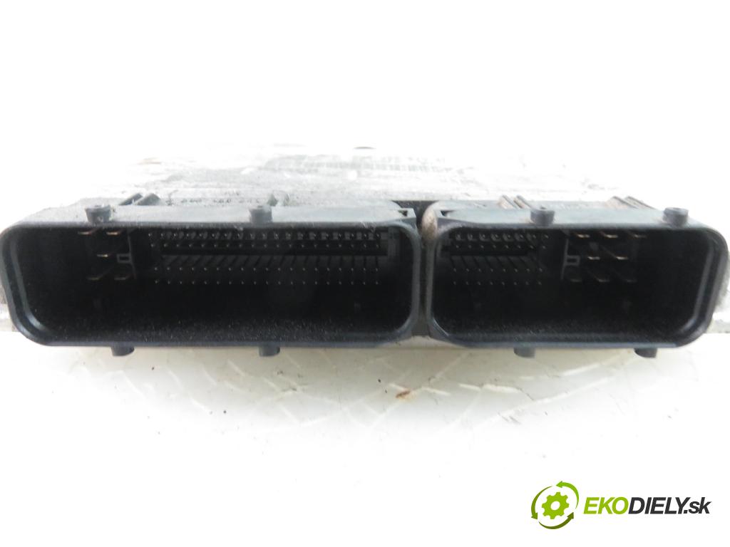FORD GALAXY (WGR) MINIVAN 2001 1896,00 Sterowniki silnika 1896,00 Riadiaca jednotka Motor 038906019BF;0281010221