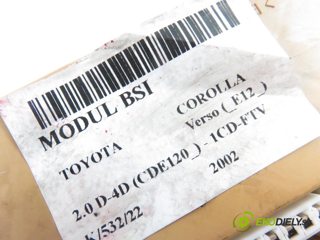 TOYOTA COROLLA Verso (_E12_) MINIVAN 2002 1995,00 Skrzynki bezpieczników 1995,00 MODUL BSI 8264113040;2323000230
