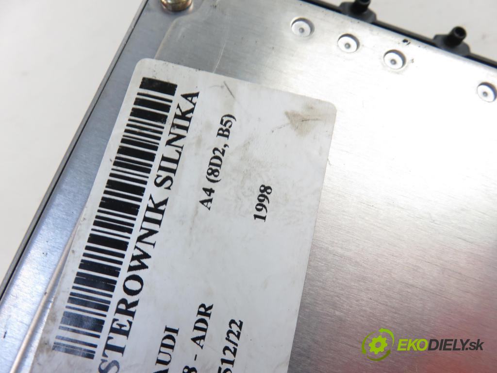 AUDI A4 (8D2, B5) SEDAN 1998 1781,00 Sterowniki silnika 1781,00 Riadiaca jednotka Motor 8D0907558B;0261204774