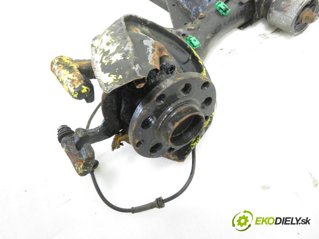 AUDI A6 (4B2, C5) SEDAN 2003 96,00 1.9 TDI PD 130 - AVF 1896,00 výztuha zadní část ABS 