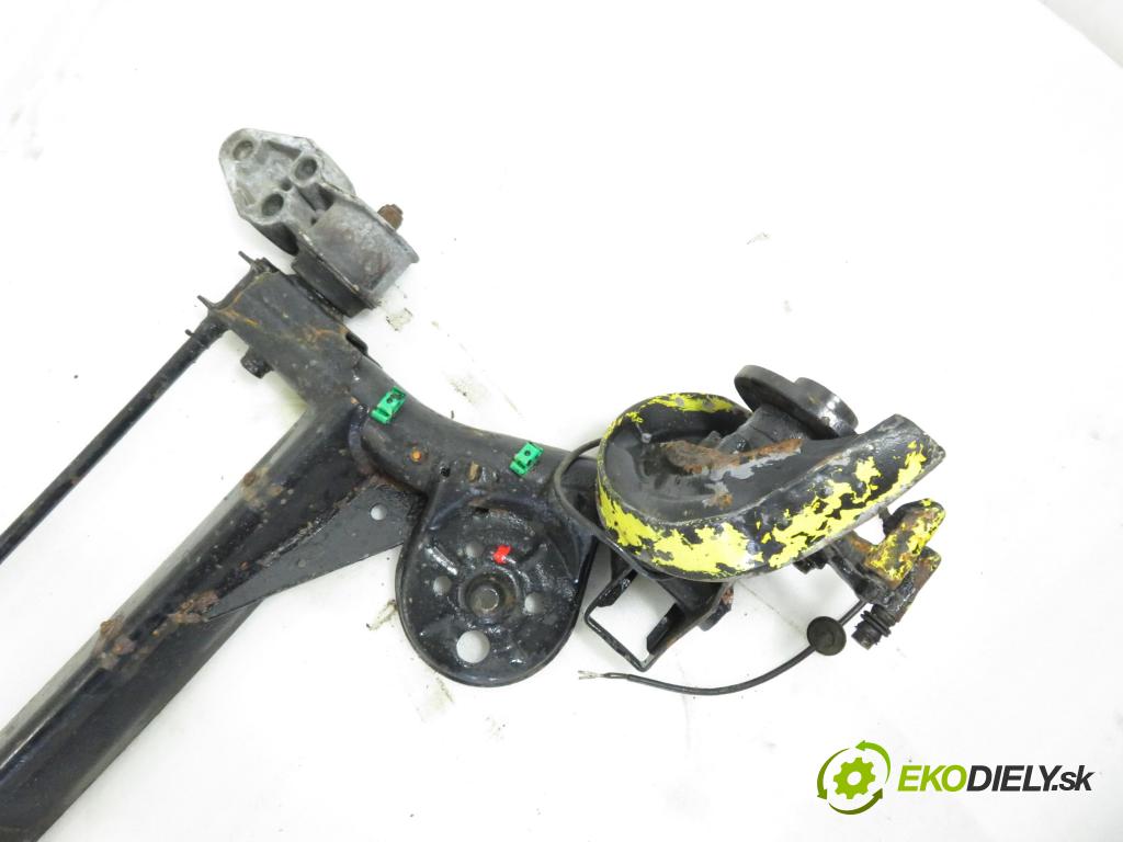 AUDI A6 (4B2, C5) SEDAN 2003 96,00 1.9 TDI PD 130 - AVF 1896,00 výztuha zadní část ABS