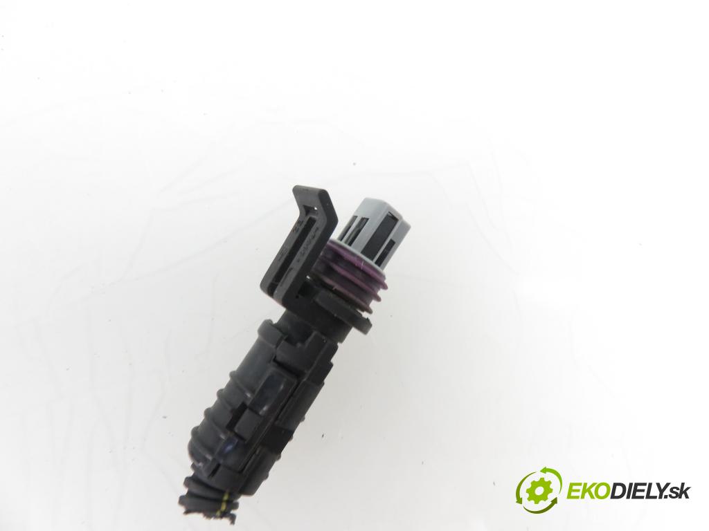 OPEL ZAFIRA A Nadwozie Wielkopojemne (MPV) (T98)  MINIVAN 2004 2172,00 Chłodnice klimatyzacji (skraplacze) 2172,00 chladič klimatizácie 24465322 (Chladiče klimatizácie)