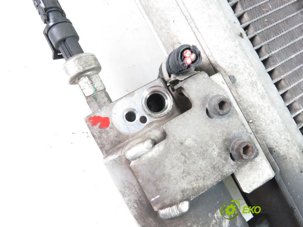 OPEL ZAFIRA A Nadwozie Wielkopojemne (MPV) (T98)  MINIVAN 2004 2172,00 Chłodnice klimatyzacji (skraplacze) 2172,00 chladič klimatizácie 24465322 (Chladiče klimatizácie)