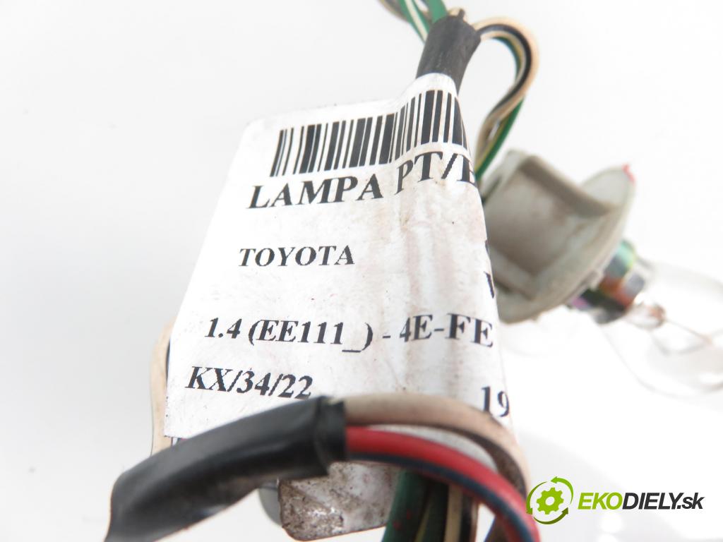 TOYOTA COROLLA Compact (_E11_) HB 1998 1332,00 Pozostałe 1332,00 vložka pravy ZADNÉ: