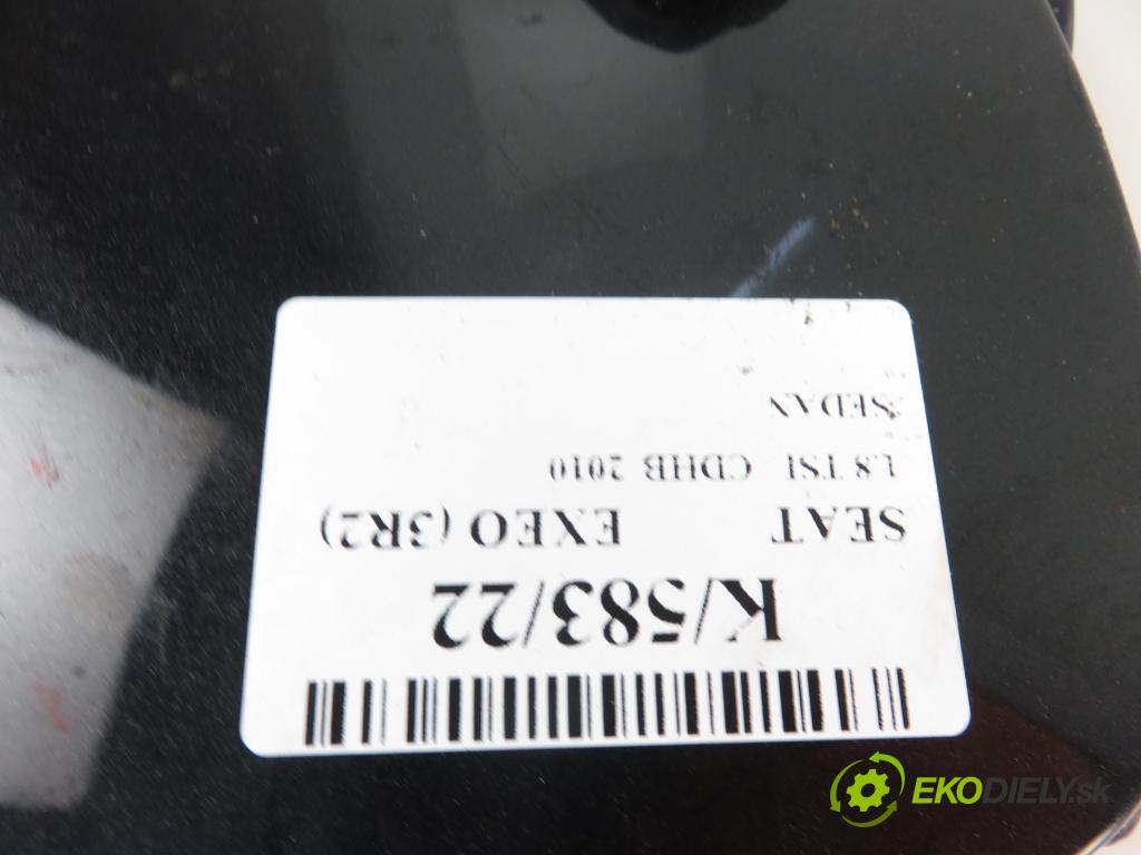 SEAT EXEO (3R2) SEDAN 2010 1798,00 Klapki 1798,00 Dvierka nádrže paliva 3R0010685L;1J0201553D (Ostatné)