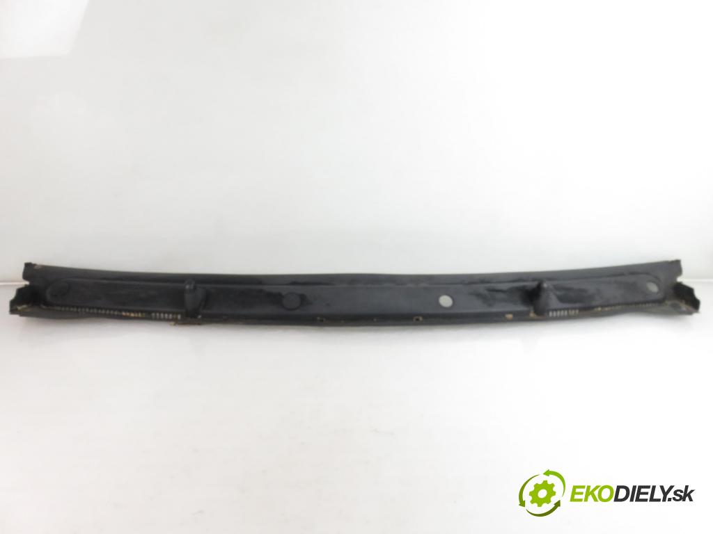 OPEL VIVARO A Skrzynia (X70) FURGON 2003 1870,00 Podszybia 1870,00 Torpédo, plast pod čelné okno 91166612;8200020540 (Torpéda)