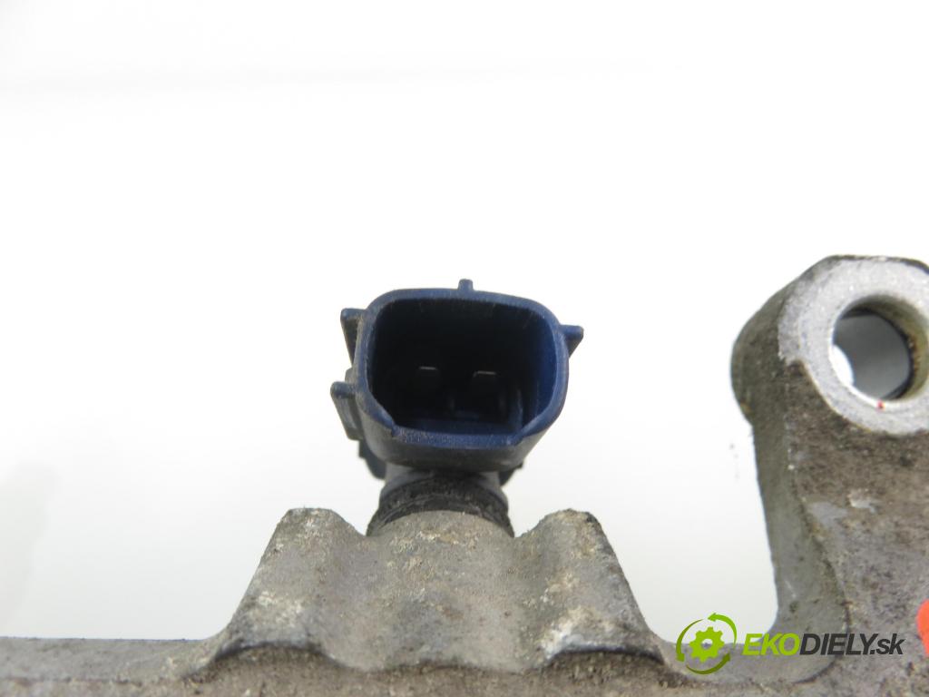 TOYOTA YARIS (_P1_) HB 2002 998,00 Listwy wtryskowe 998,00 Lišta vstrekovacia 0280156067 (Vstrekovacie lišty)