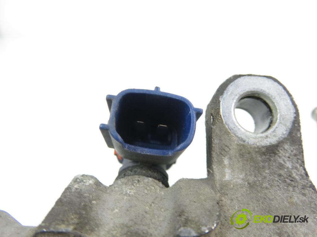 TOYOTA YARIS (_P1_) HB 2002 998,00 Listwy wtryskowe 998,00 Lišta vstrekovacia 0280156067 (Vstrekovacie lišty)