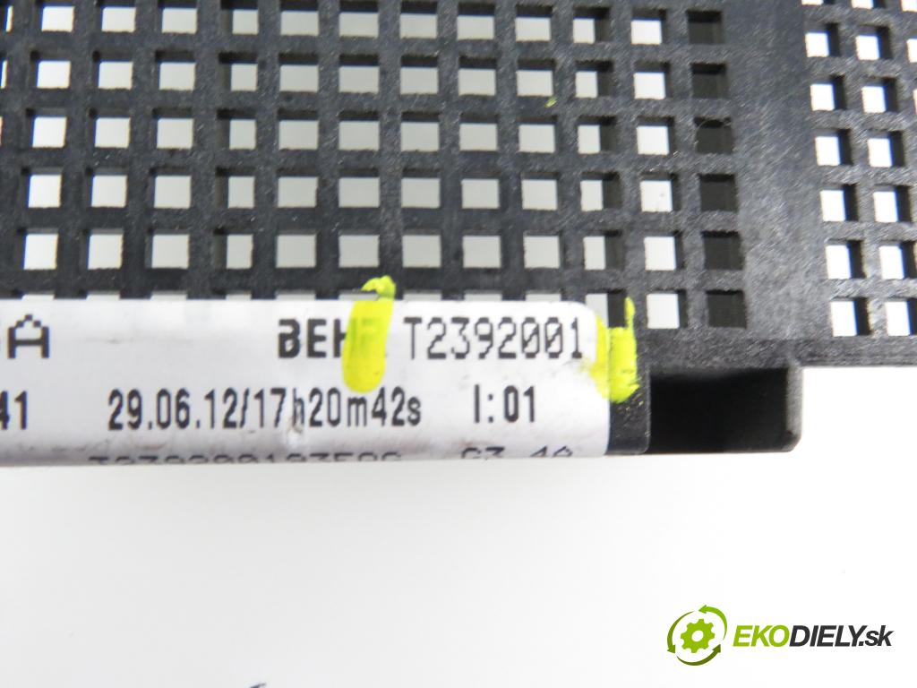 CITROEN DS5 HB 2012 1997,00 Nagrzewnice 1997,00 Výhrevné teleso, radiátor kúrenia elektrická T2392001 (Radiátory kúrenia)