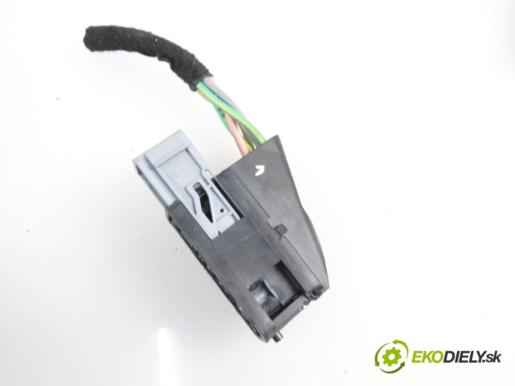 CITROEN DS5 HB 2012 1997,00 Nagrzewnice 1997,00 Výhrevné teleso, radiátor kúrenia elektrická T2392001 (Radiátory kúrenia)