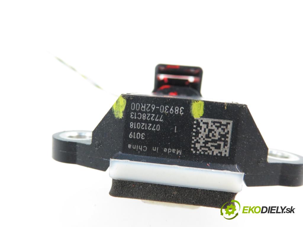 SUZUKI IGNIS (MF) CROSSOVER 2019 1242,00 Czujniki uderzenia 1242,00 Snímač nárazu 3893062R00 (Snímače nárazu)