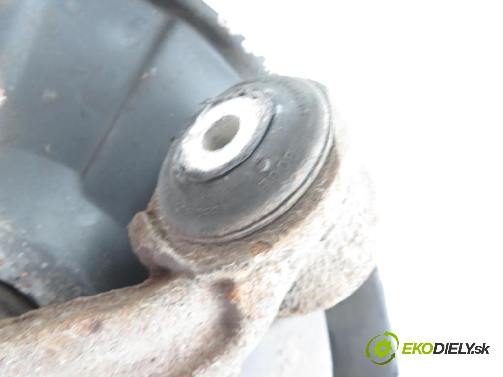 SEAT EXEO (3R2) SEDAN 2010 1798,00 Łożyska i piasty kół 1798,00 náboj pravé zadné ABS 8E0505432AF;4B0407613B