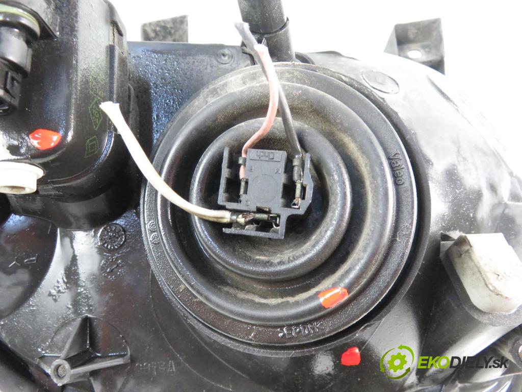 RENAULT CLIO II (BB_, CB_) HB 2000 1149,00 Lampy przednie 1149,00 Svetlo PP 086982