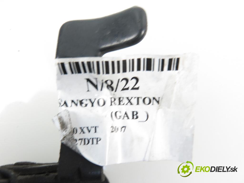 SSANGYONG REXTON / REXTON (GAB_) SUV 2007 137,00 XDi 270 XVT 186 - D27DTP 2696,00 zámok kapoty 