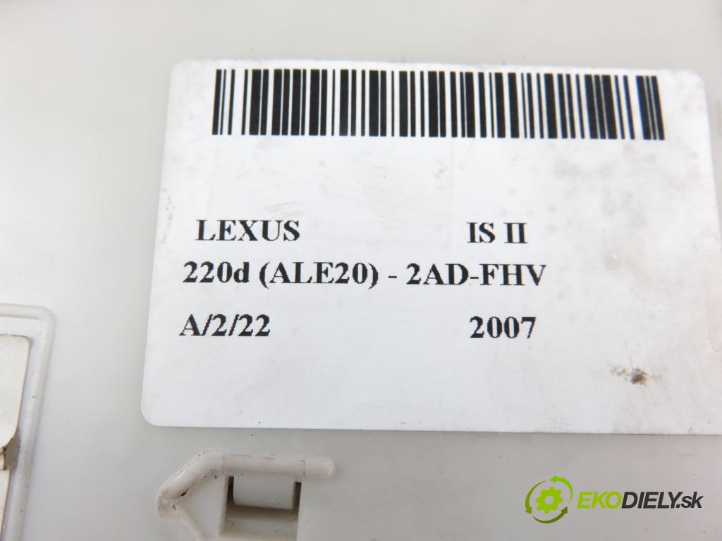 LEXUS IS II (_E2_) SEDAN 2007 2231,00 Skrzynki bezpieczników 2231,00 MODUL BSI 8267253040