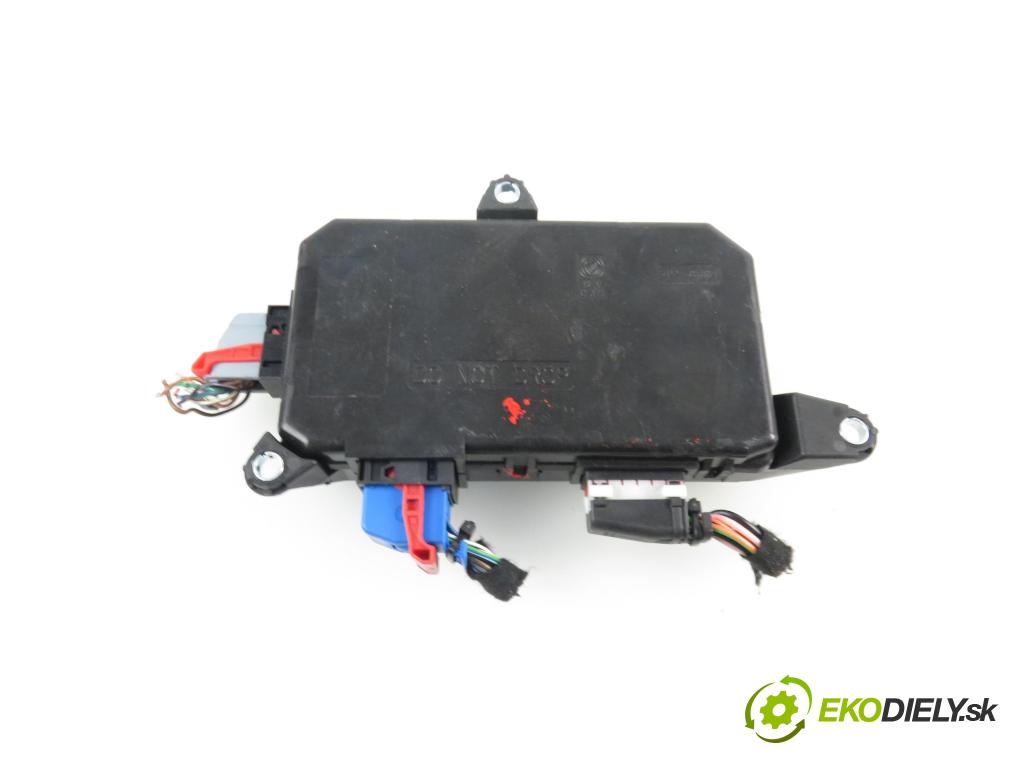 FIAT CROMA (194_) KOMBI 2005 88,00 1.9 D Multijet 120 - 939 A1.000 1910,00 MODUL Dvere 46828004