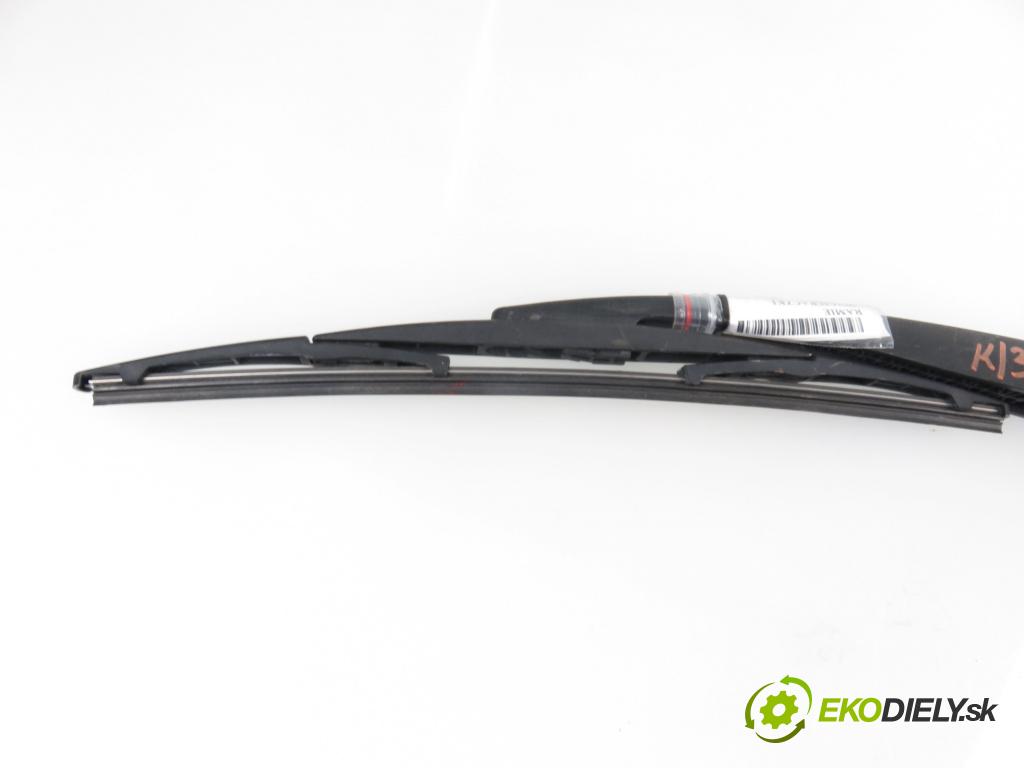 OPEL VECTRA C (Z02) LIFTBACK 2002 1796,00 Ramiona wycieraczek 1796,00 RAMENO: stěrače zadní část