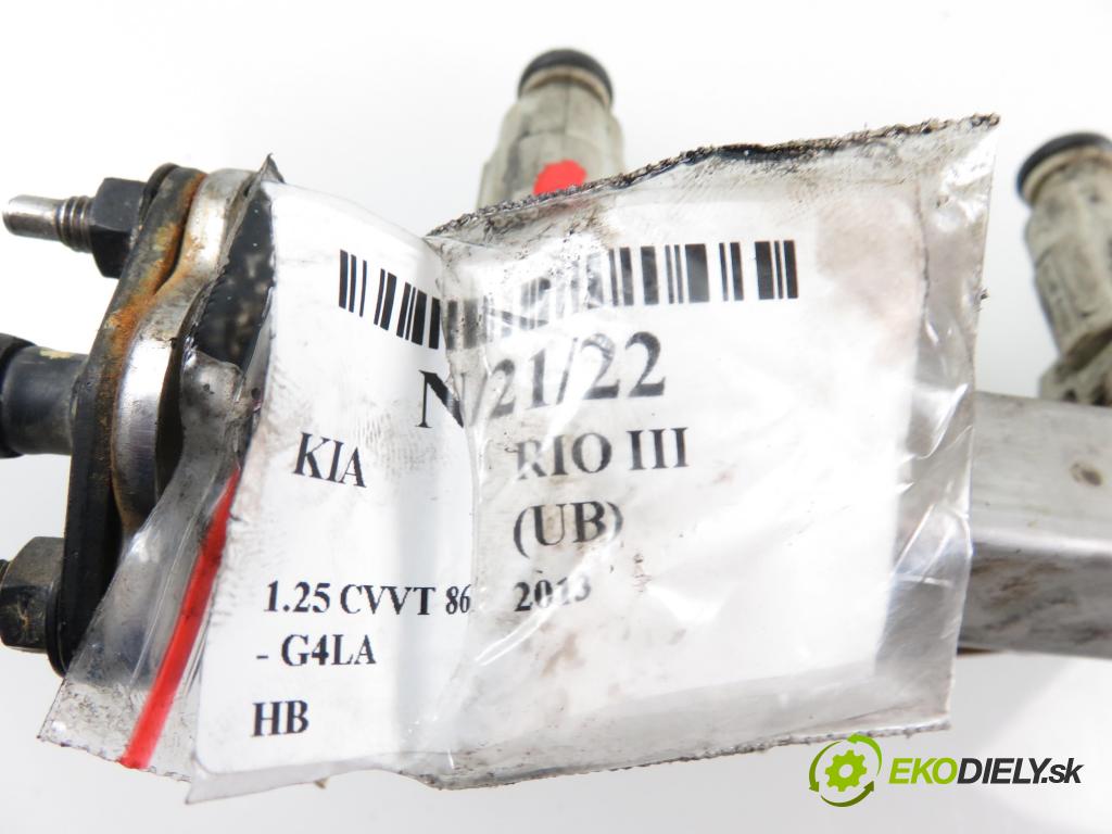 KIA RIO III (UB) HB 2013 1248,00 Listwy wtryskowe 1248,00 Lišta vstrekovacia 3531004000 (Vstrekovacie lišty)