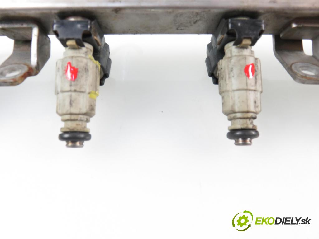 KIA RIO III (UB) HB 2013 1248,00 Listwy wtryskowe 1248,00 Lišta vstrekovacia 3531004000 (Vstrekovacie lišty)