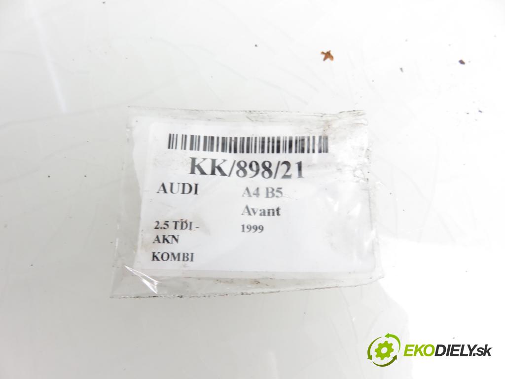 AUDI A4 Avant (8D5, B5) KOMBI 1999 2496,00 Koła dwumasowe i zamachowe 2496,00 Koleso dvojhmota