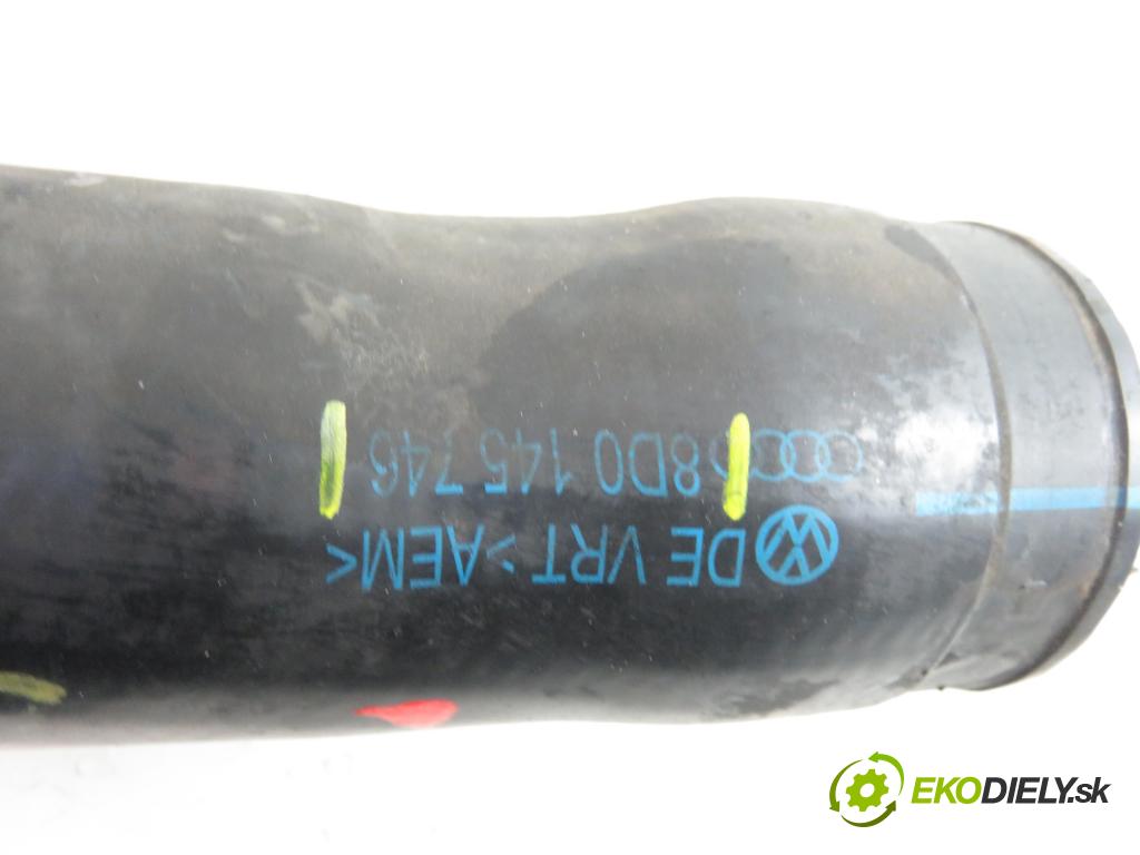 AUDI A4 Avant (8D5, B5) KOMBI 1999 2496,00 Przewody chłodnic powietrza 2496,00 Rúra intercoolera turba 8D0145746