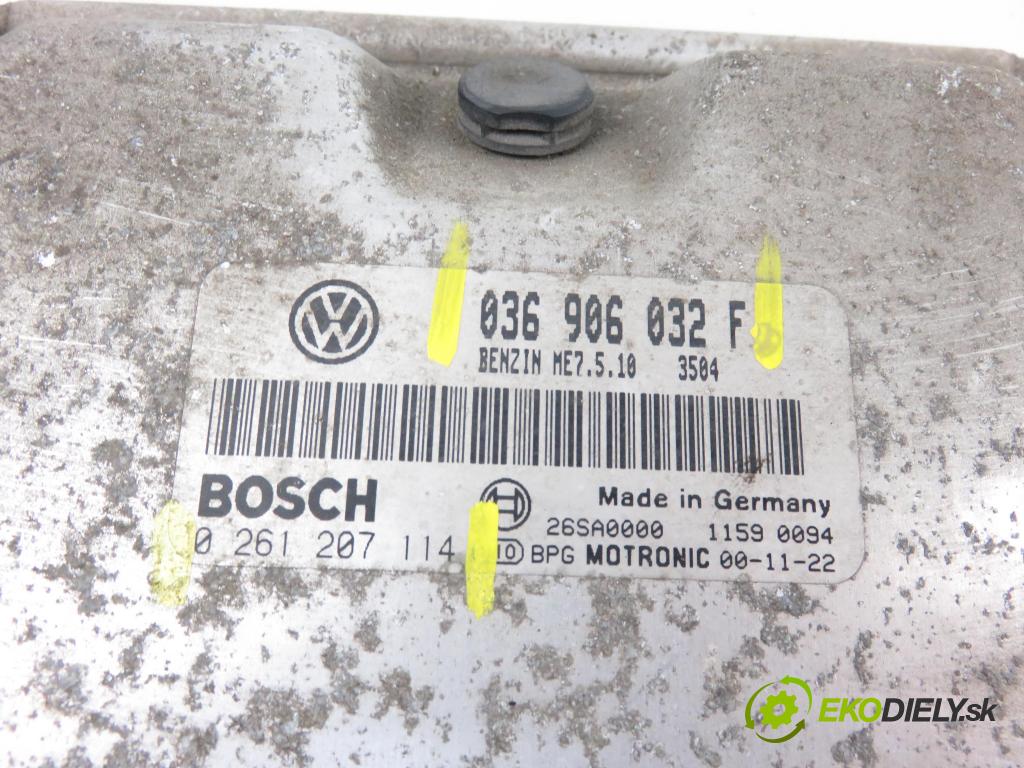 VW GOLF IV (1J1) HB 1999 1390,00 Sterowniki silnika 1390,00 Riadiaca jednotka Motor 036906032F;0261207114