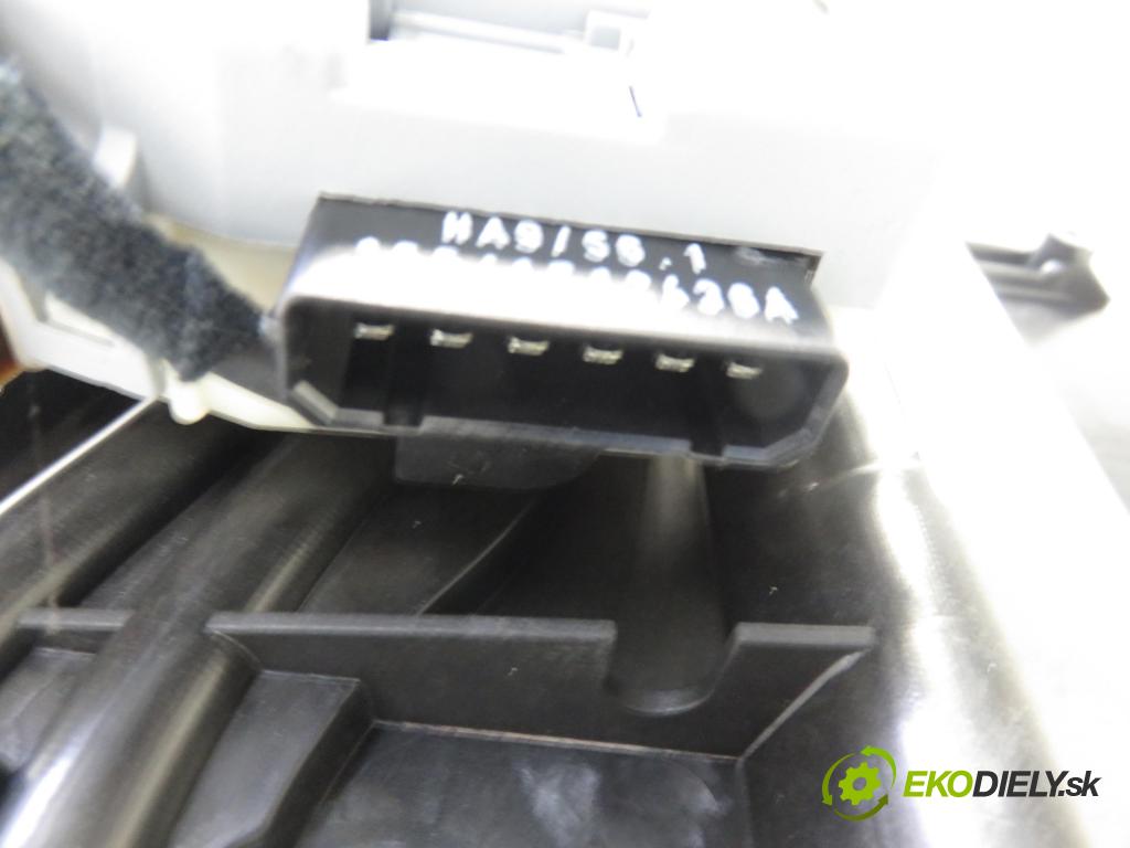 AUDI A6 (4F2, C6) SEDAN 2005 3123,00 Szyberdachy 3123,00 střešní okno 4B0959591H;4F5877043D (Okna karoserie)