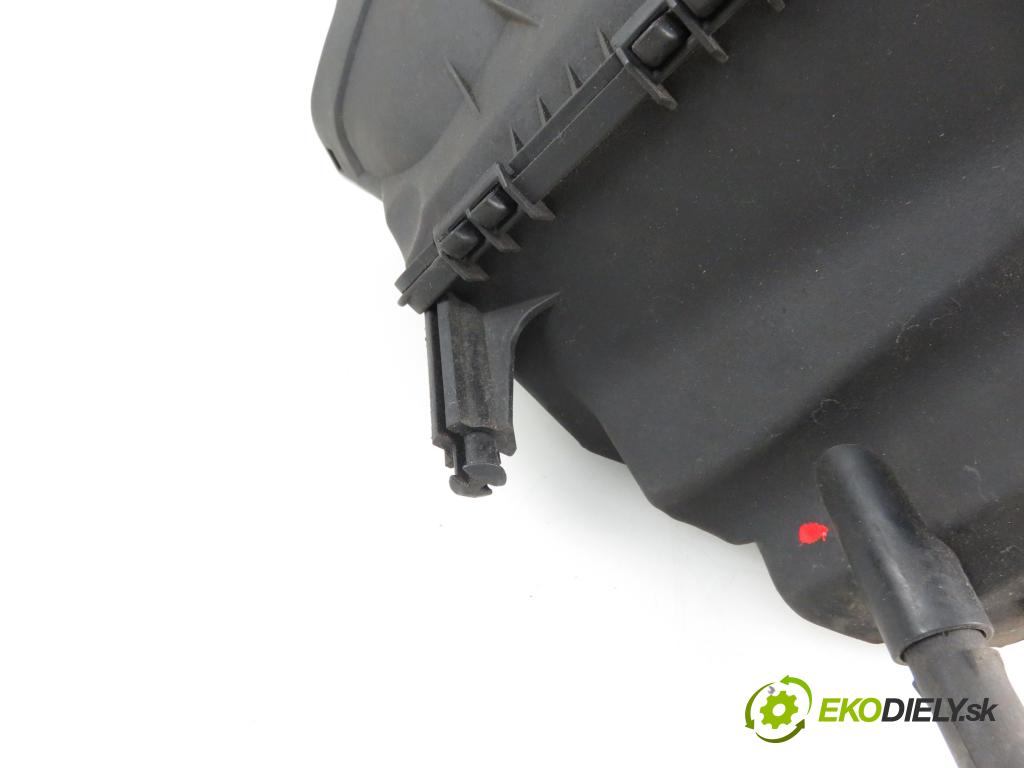 AUDI A6 (4F2, C6) SEDAN 2005 3123,00 Obudowy filtrów powietrza 3123,00 Obal filtra vzduchu 4F0133835F (Obaly filtrov vzduchu)