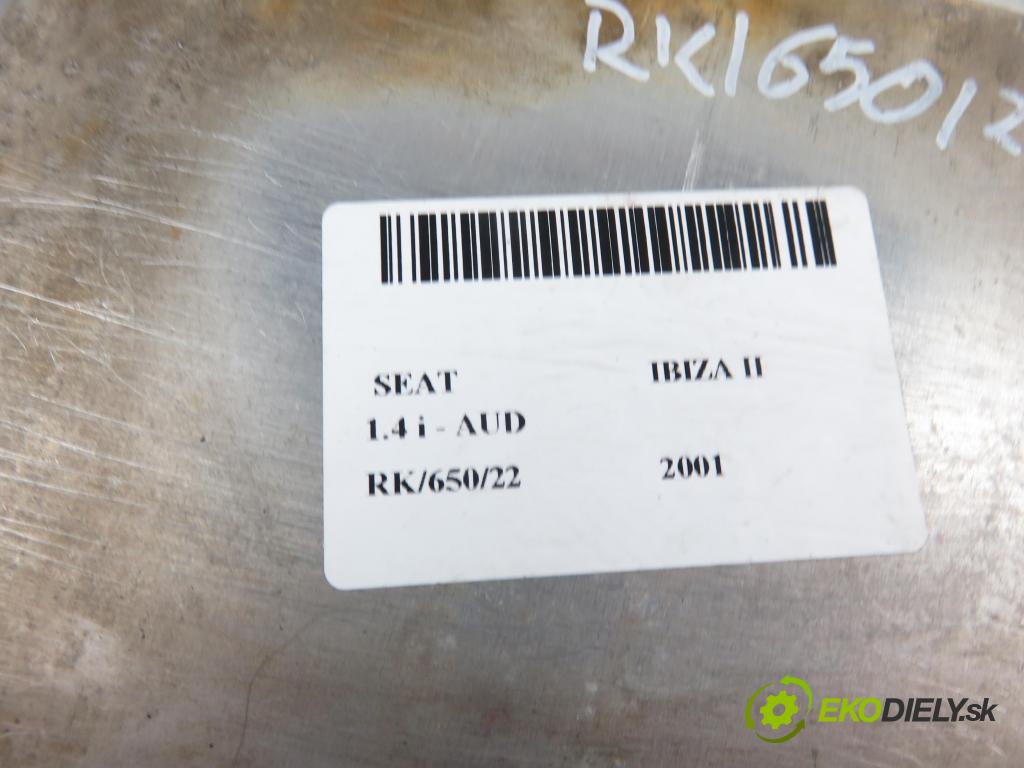 SEAT IBIZA II (6K1) HB 2001 1390,00 Sterowniki silnika 1390,00 Riadiaca jednotka Motor 0261207228;6K0906032AC