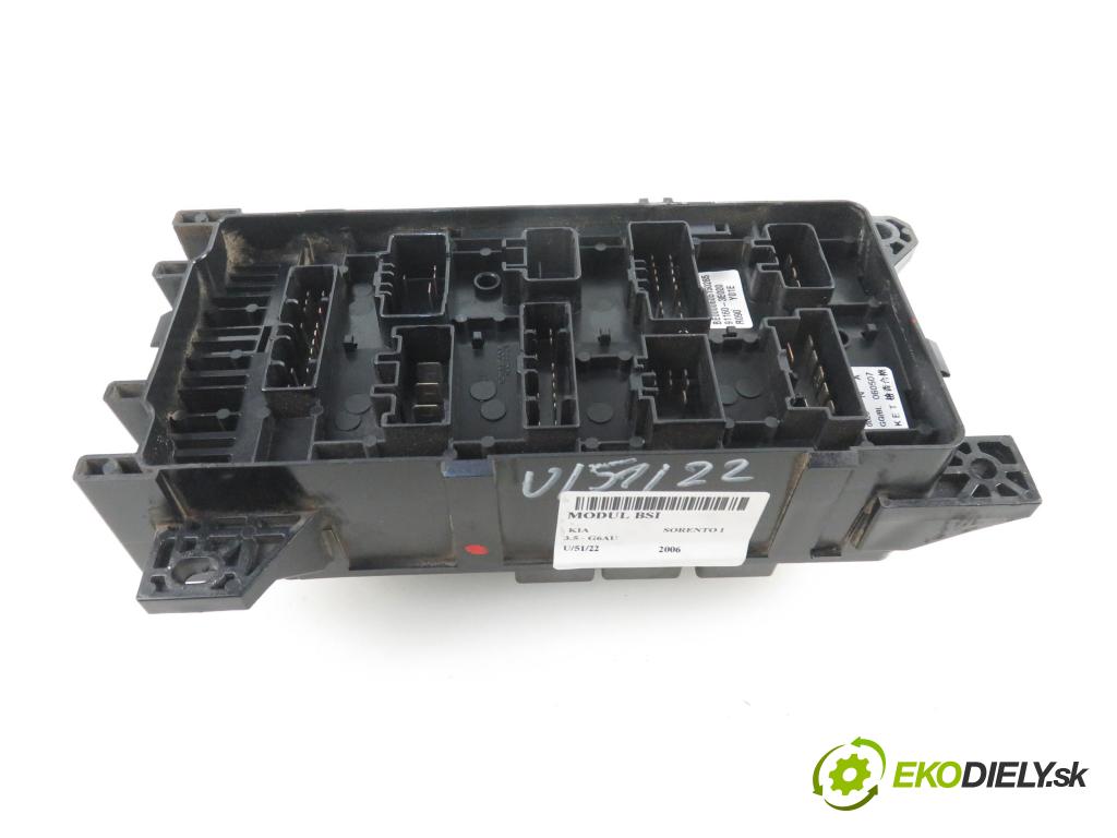 KIA SORENTO I (JC) SUV 2006 3497,00 Skrzynki bezpieczników 3497,00 MODUL BSI 911603E000