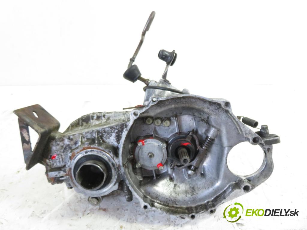 TRABANT P 601 HB 1983 594,00 Kompletne skrzynie 594,00 Prevodovka MANUALNA 0300055923