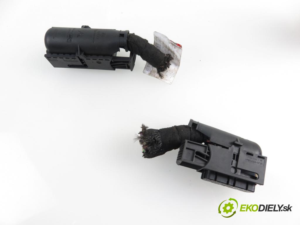 AUDI A6 (4F2, C6) SEDAN 2005 3123,00 Sterowniki silnika 3123,00 Riadiaca jednotka Motor 4F1907559;4F1910559D;5WP45014