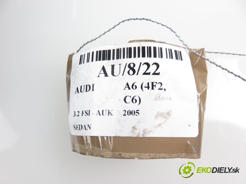 AUDI A6 (4F2, C6) SEDAN 2005 3123,00 Pozostałe 3123,00 Potenciometer plynového pedálu 4F2721523;6PV00898402 (Pedále)