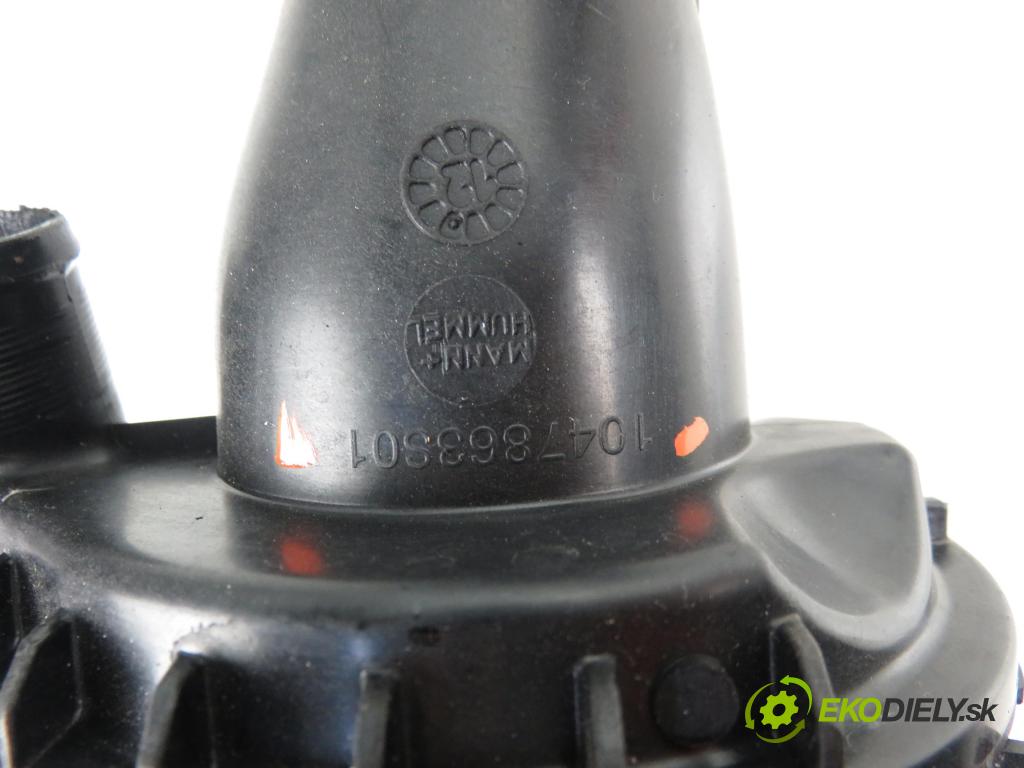 RENAULT SCENIC III (JZ0/1_) MINIVAN 2013 1598,00 Przewody chłodnic powietrza 1598,00 Rúra intercoolera turba 165761844R;1047863S01