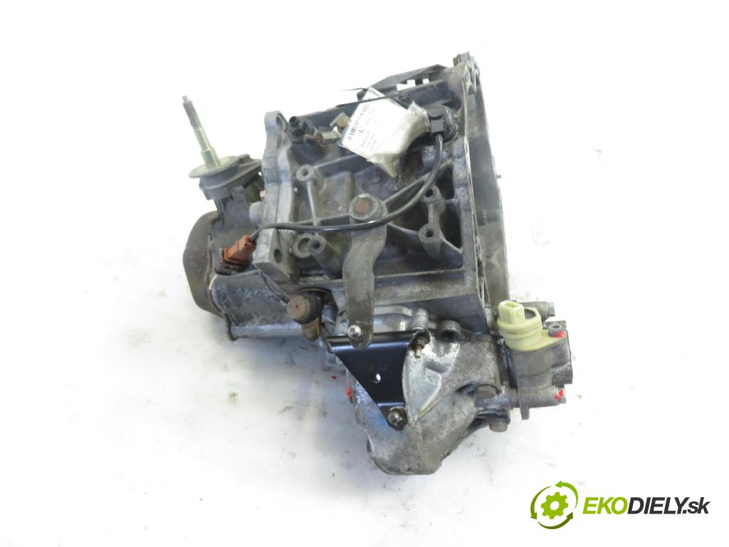 PEUGEOT 206 liftback (2A/C) HB 1998 1868,00 Kompletne skrzynie 1868,00 Prevodovka MANUALNA 20DL72;3125255