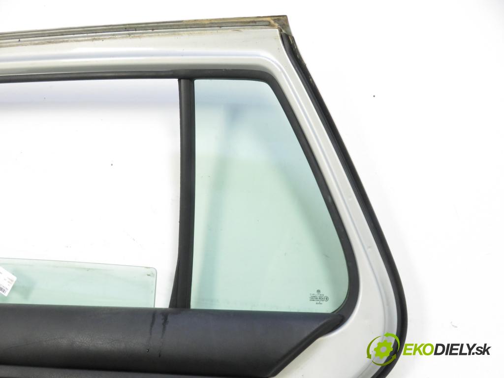 VW GOLF IV (1J1) HB 2000 1390,00 Drzwi 1390,00 Dvere pravé zadné